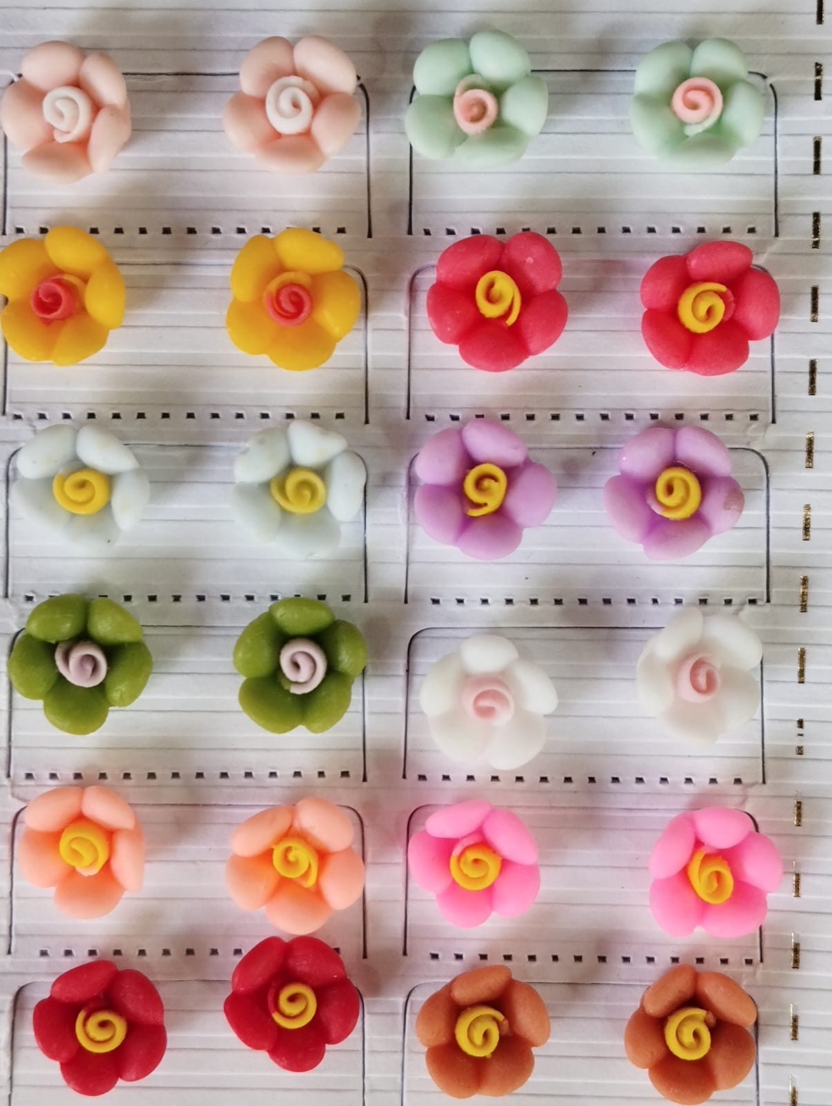 Baby Studs (Per Pair)