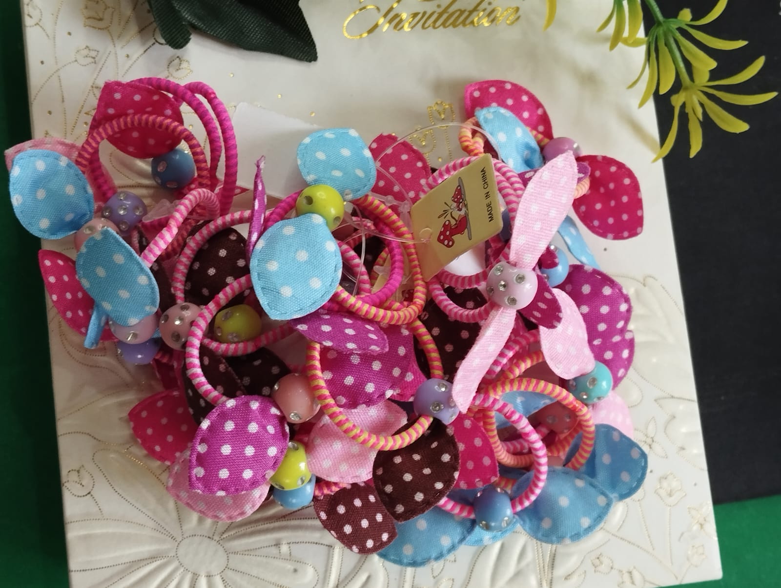 Baby Pony with Leaf (Pack of 4) - Image 2