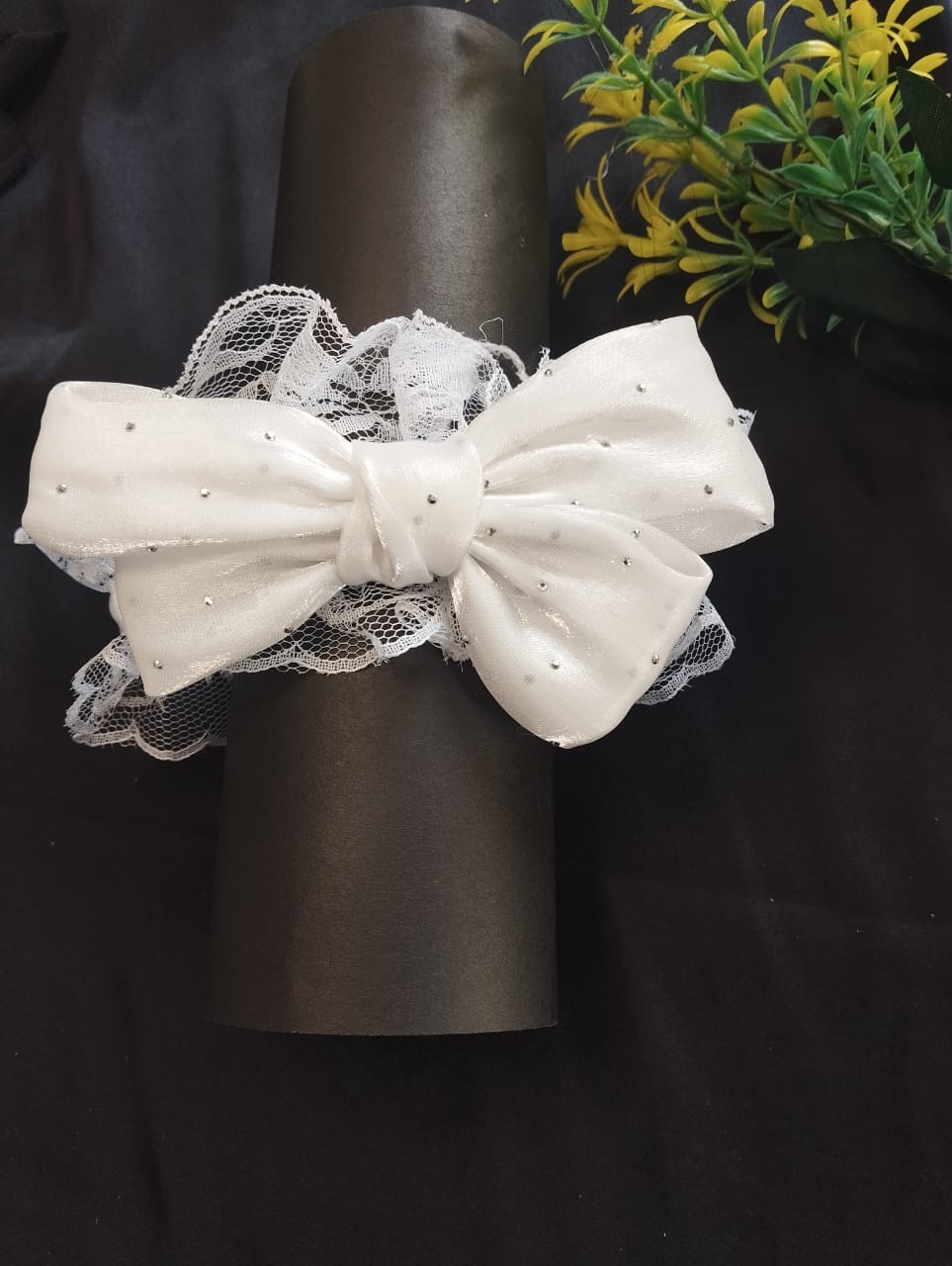 Bow Maatha Patti With Flyer